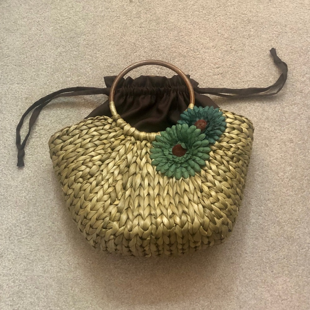 Stunning Woven Draw String Purse 👜